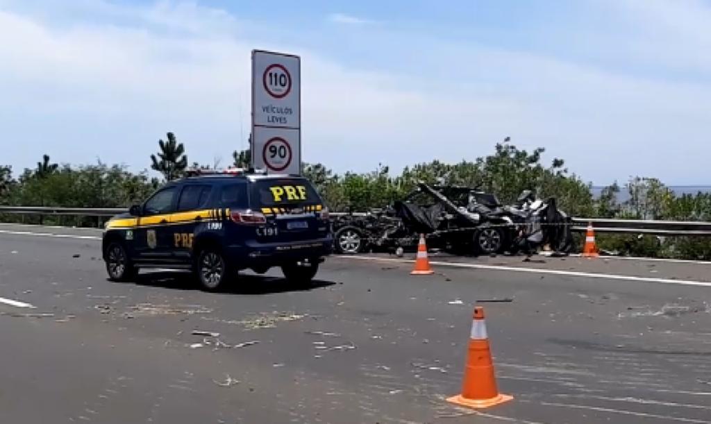 VÍDEO: Três pessoas morrem em acidente na freeway
