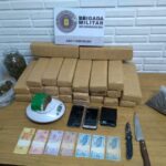 Homem de 23 anos foi preso no bairro Campestre pro tráfico de drogas