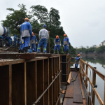 Prefeito Vanazzi visita obra de duplicação da nova ponte na BR-116 sobre o Rio dos Sinos
