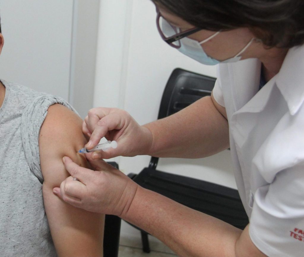 Vacina da Pfizer começa ser aplicada neste terça-feira em São Leopoldo para público prioritário agendado