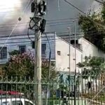 VÍDEO: Bombeiros tentam conter incêndio de uma casa no bairro Cristo Rei