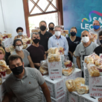 Cozinhas comunitárias de São Leopoldo recebem 400 cestas natalinas doadas pela Taurus