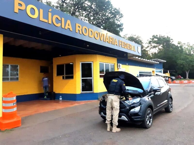 PRF recupera em Lajeado Ecosport furtada em São Leopoldo e prende dois homens