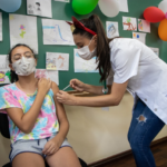 Vacinação infantil segue decentralizada e nesta quinta-feira (10) estará em duas escolas de São Leopoldo
