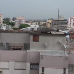 URGENTE: Forte vento destelha alguns prédios no Centro de São Leopoldo