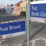 Prefeitura de São Leopoldo promete instalar 200 placas de rua até o final do mês de agosto