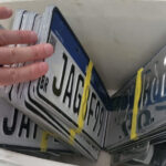 Polícia Civil descobre fabriqueta clandestina de placas falsificadas em apartamento de Novo Hamburgo