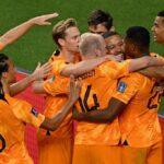 Holanda é a primeira seleção a passar para as quartas de final na Copa do Mundo