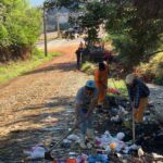 Limpeza e recolhimento de lixo nas regiões mais atingidas pelos alagamentos