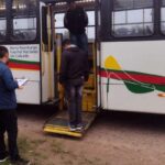 Blitz fiscaliza funcionamento do sistema de acessibilidade nos ônibus de Novo Hamburgo
