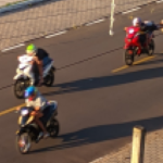 Moradores denunciam rachas constantes de motos na Avenida Dom João Becker no bairro São Miguel