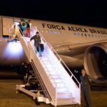 Primeiros 211 brasileiros resgatados em Israel chegam a Brasília