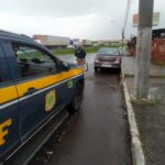 PRF recupera carro furtado de locadora em São Leopoldo