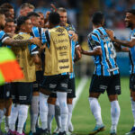Grêmio vence Juventude e assume liderança do Gauchão