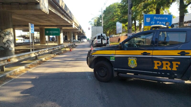PRF atende acidente com óbito na BR-116 em Sapucaia do Sul