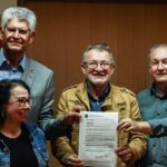 Fabiano Haubert e o prefeito Vanazzi recebem emenda de R$ 350 mil do deputado Afonso Motta